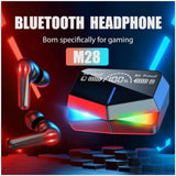🎧🔥 Sonido envolvente. ⚡ Baja latencia para juegos. 🎤 Micrófono integrado. 💡 Iluminación LED. 🔋 Estuche de carga portátil con pantalla digital.